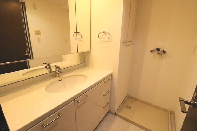 【独立洗面台】