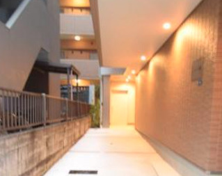 レジデンス横網のエントランス