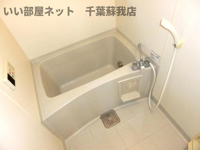 コーポ小倉Bの浴室|お風呂で日々の疲れを落としましょう