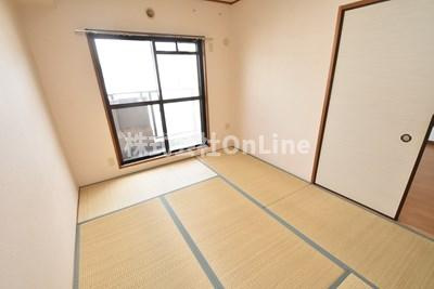八尾市太田３丁目の賃貸マンションの和室