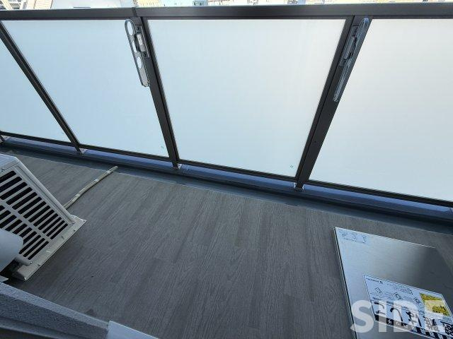 【バルコニー】