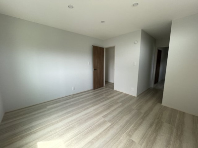 【洋室】 | 【新築分譲住宅　～Sumika～】　リリーフ柏木　☆全2棟☆ | 寝室にはフリースペースがついており、自由に活用できます！