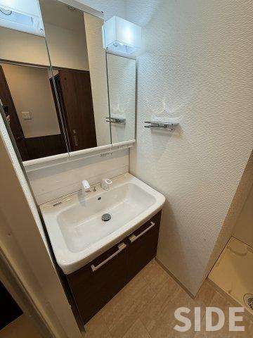 【洗面所】