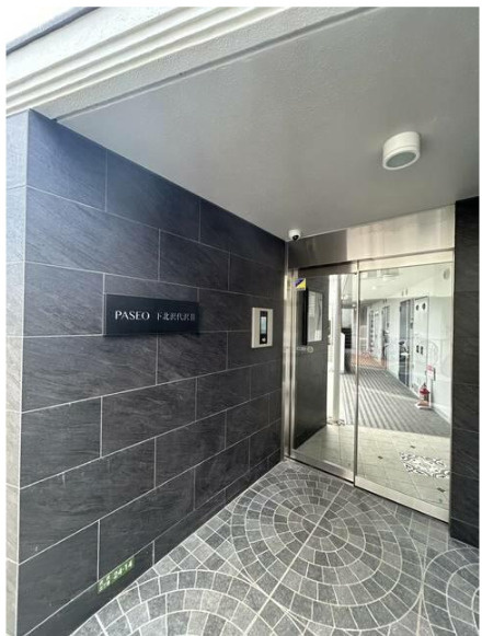 PASEO下北沢代沢IIのエントランス