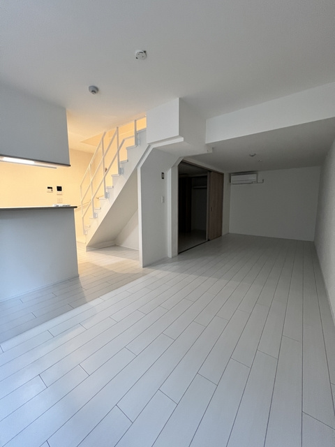 PASEO下北沢代沢IIの居間・リビング