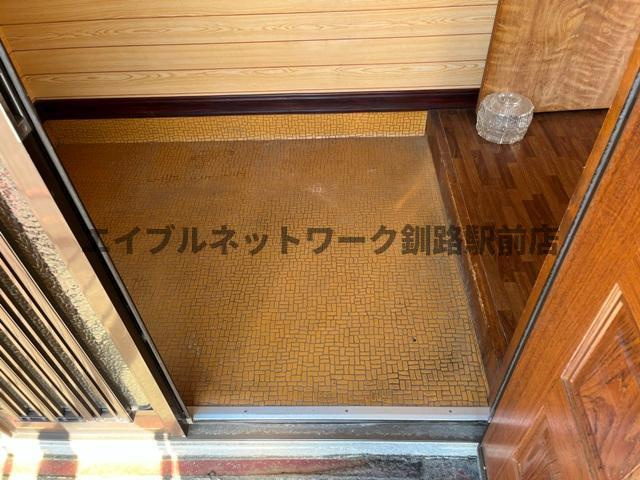 ユーハイツの玄関