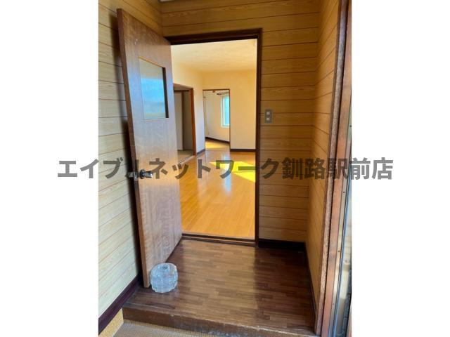 ユーハイツの玄関