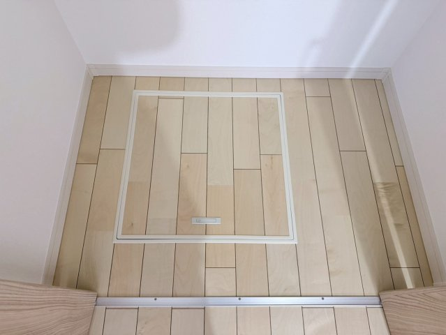 川口市青木２丁目　Ⅱ期　新築一戸建ての内装|床下収納