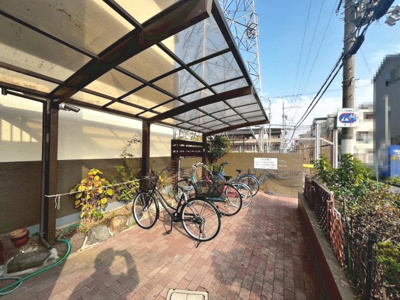 【その他共用部分】 | もず山洋ハイツ | 自転車置場のご利用条件等はお問い合わせください♪