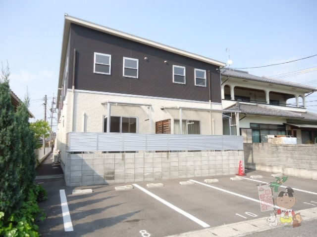 ラ・イース原尾島