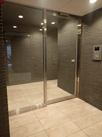 リブリ・グラン関口のエントランス