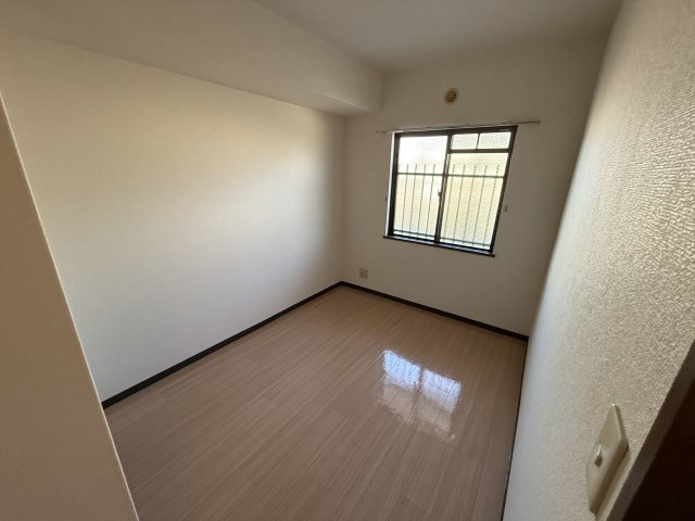 スぺシア旭丘の子供部屋