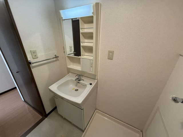 スぺシア旭丘の独立洗面台
