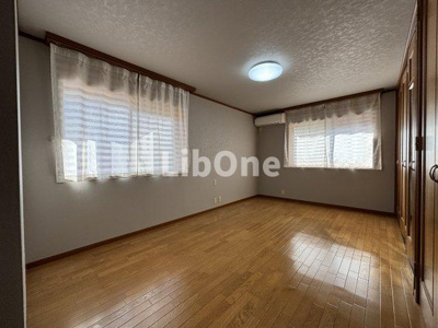 【洋室】 | 市川真間貸家