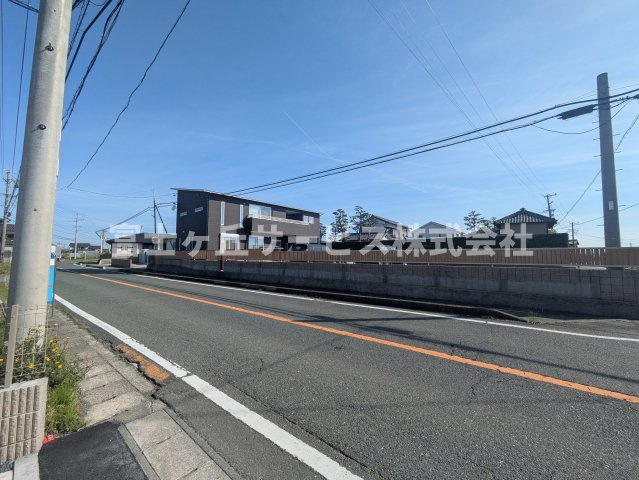 【前面道路含む現地写真】 | 磐田市高木 新築一戸建て 1号棟 | 前面道路です