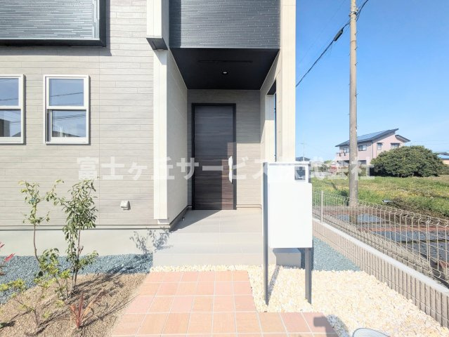 【エントランス】 | 磐田市高木 新築一戸建て 1号棟 | エントランスです
