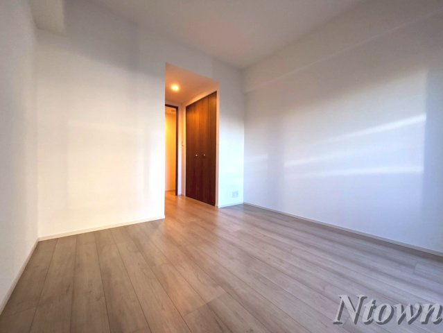 【居間・リビング】 | S-RESIDENCE庄内通駅前curere(クラーレ) | ゆったりとしたリビングです