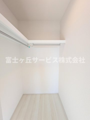 【収納】 | 磐田市高木 新築一戸建て 3号棟 | ウォークインクローゼットです
