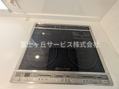 【その他】 | 磐田市高木 新築一戸建て 4号棟 | 3口IHコンロがあります