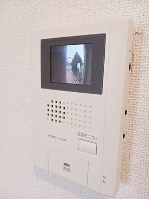 【セキュリティ】 | メゾンフローラⅡ | モニター付きインターホンです