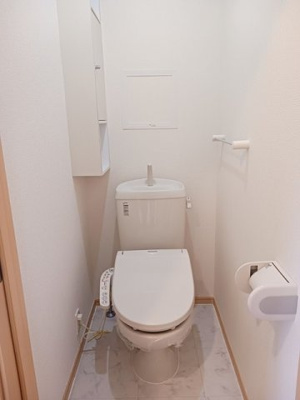 【トイレ】 | メゾンフローラⅡ | 清潔感のあるトイレです