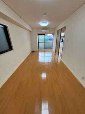 【居間・リビング】 | ジョエロ堀江 仲介手数料無料