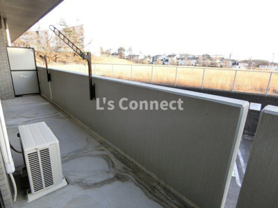 【バルコニー】 | ＣＡＳＡ－Ｋ | ２階のお部屋で洗濯物もたくさん干せます。