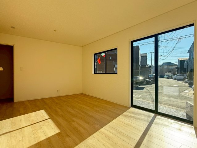 川口市安行小山第2　新築一戸建て　１号棟の居間・リビング|こちらの居間で趣味の時間をお楽しみください