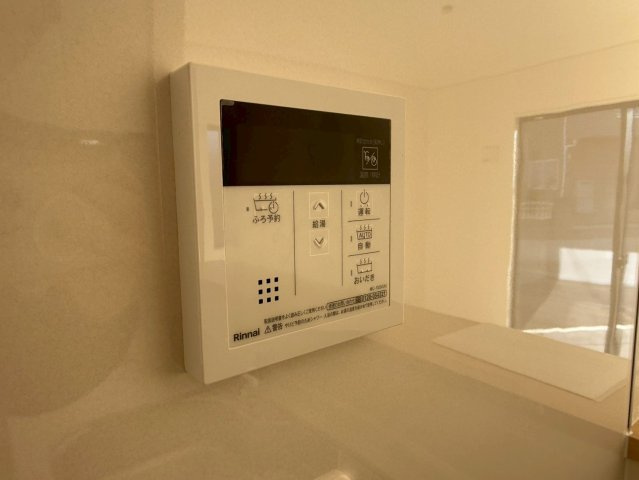 川口市安行小山第2　新築一戸建て　１号棟の防犯設備|給湯設備