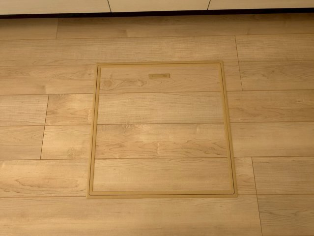 川口市安行小山第2　新築一戸建て　１号棟の内装|床下収納