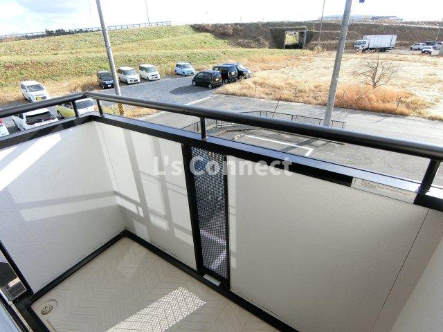 【バルコニー】 | ドミトリー旭Ｂ | ２階のお部屋で晴れた日には洗濯物もたくさん干せます。