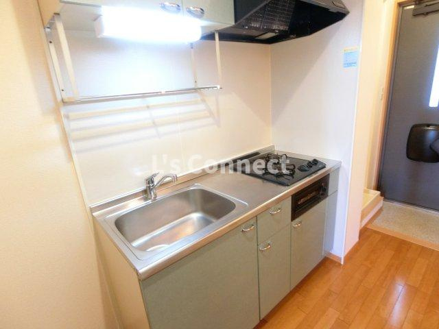 【キッチン】 | ドミトリー旭Ｂ | ２口ガスコンロのシステムキッチン。