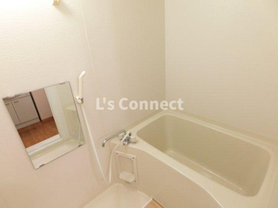 【浴室】 | ドミトリー旭Ｂ | 給湯式のお風呂です。