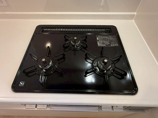 川口市安行小山第2　新築一戸建て　3号棟のキッチン|コンパクトなキッチンで掃除もラクラク