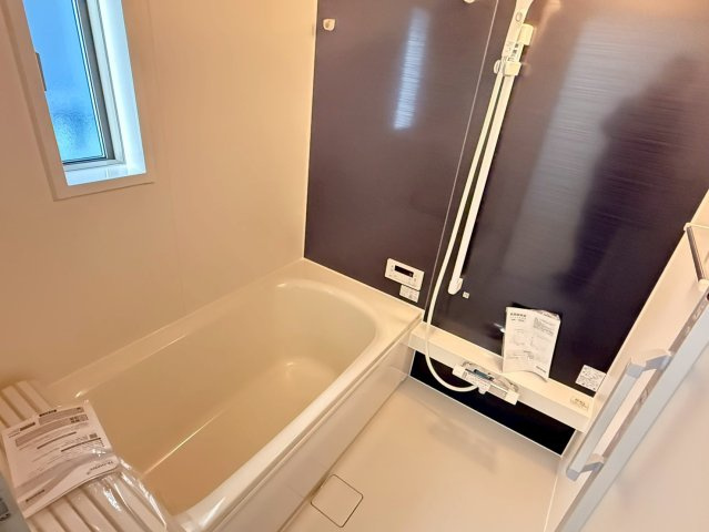 川口市安行小山第2　新築一戸建て　5号棟の浴室|コンパクトで使いやすいお風呂です