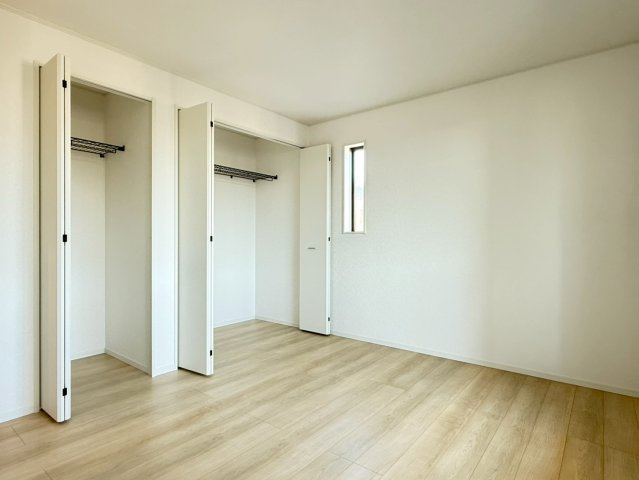 川口市安行小山第2　新築一戸建て　5号棟の寝室|寝室です