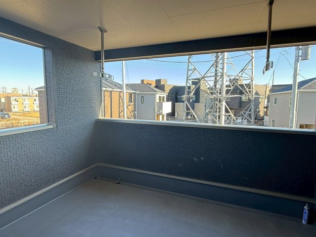 川口市安行小山第2　新築一戸建て　5号棟のバルコニー|陽当たり良好なバルコニーです