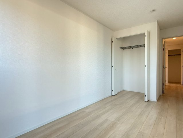 川口市安行小山第2　新築一戸建て　5号棟の収納|大きなスペースがあり、収納には困りません