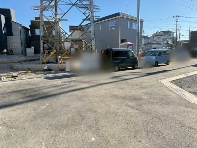 川口市安行小山第2　新築一戸建て　1１号棟の前面道路含む現地写真|前面道路含む現地写真です