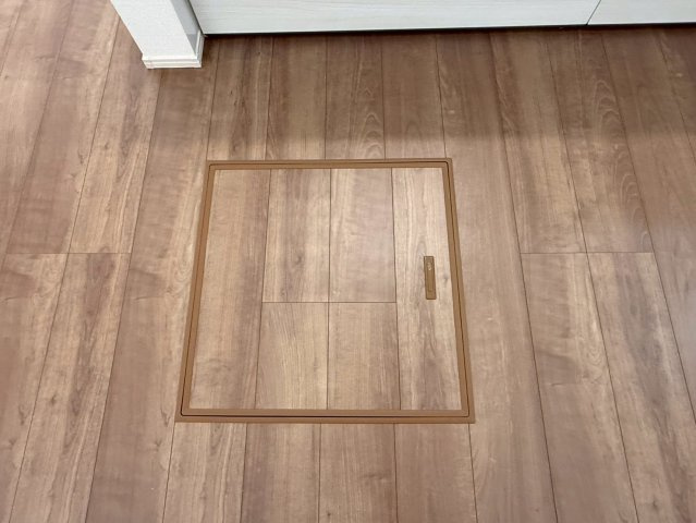 川口市安行小山　新築一戸建て　G号棟の内装|床下収納