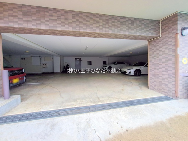 『八王子市マンション』プレジャーガーデン豊田壱番館【仲介手数料無料】　八王子市高倉48-8の駐車場|～仲介手数料無料☆八王子ひなた不動産～プレジャーガーデン豊田壱番館