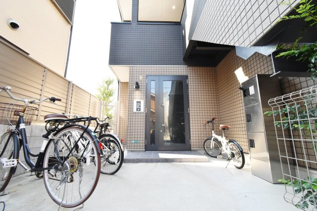 ドエル小松SOUTHのその他共用部分|自転車置き場