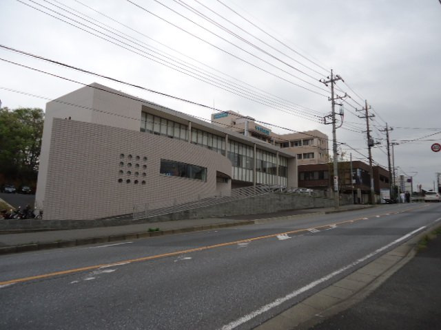 サールナートの周辺|医療法人社団幸有会記念病院まで1,087ｍ