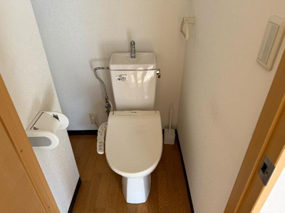 【トイレ】 | ビクトワーレ