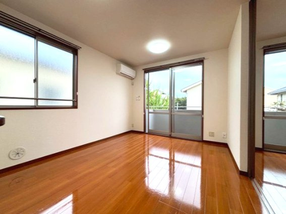 マウントヒルズの居間・リビング|ゆったりとした居間です