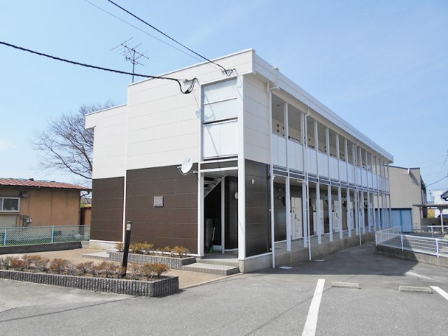 レオパレスダイヤの外観