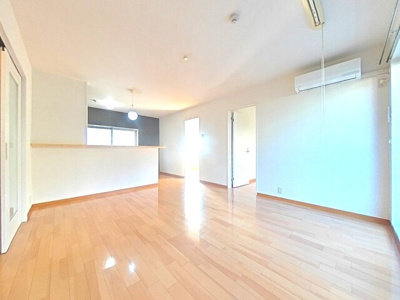 エアコン3基設置済み♪