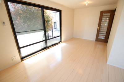 ※照明は設備ではありません。