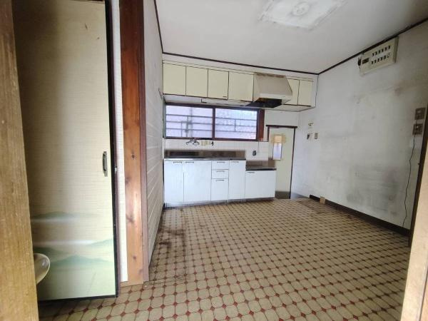 和歌山市毛見　中古戸建のキッチン