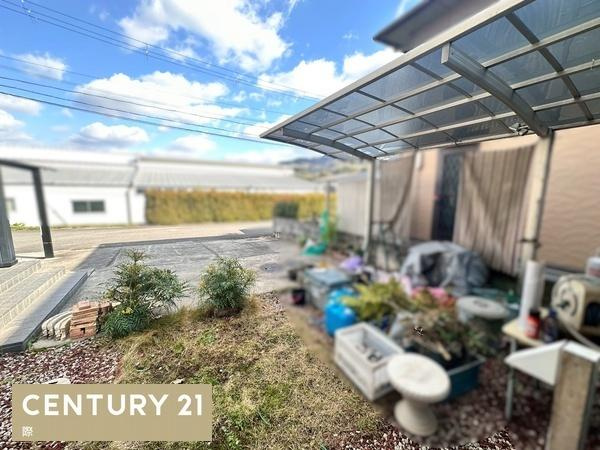 紀の川市西脇　中古戸建の庭